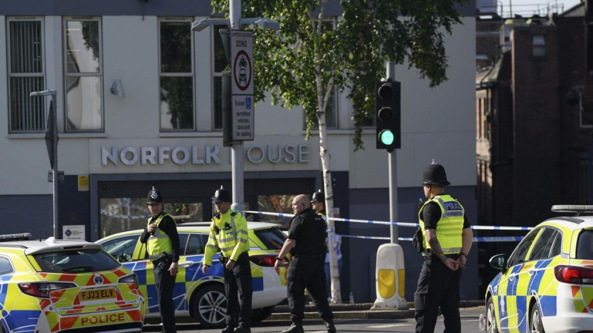 Wegen eines "schwerwiegenden Vorfalls" hat die Polizei mehrere Stra&szlig;en in Nottingham gesperrt. Ersten Berichten zufolge wurden drei Menschen get&ouml;tet. (Foto)