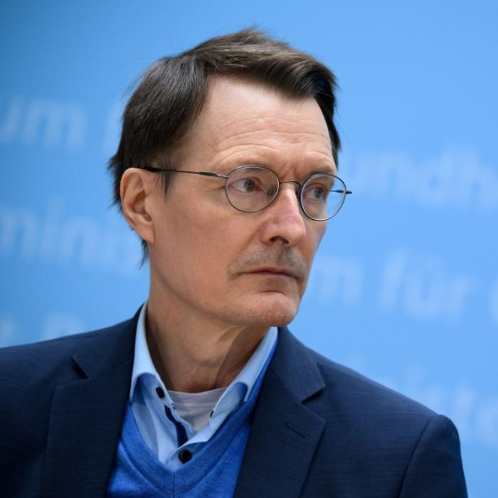 Gesundheitsminister in ständiger Angst: 