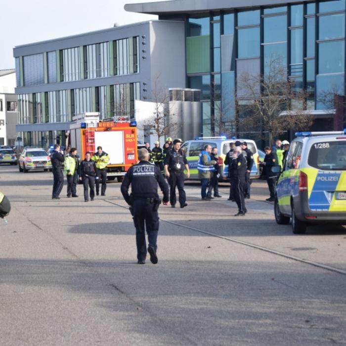 Schülerin von Mitschüler (18) getötet! Tatverdächtiger schweigt in Haft