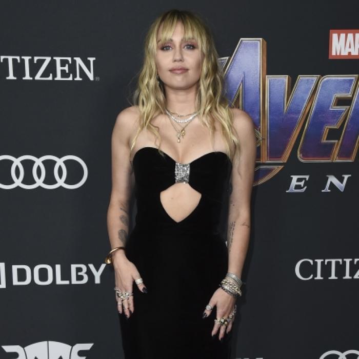 Krass abgemagert! Miley schockt ihre treuen Fans mit Mager-Foto
