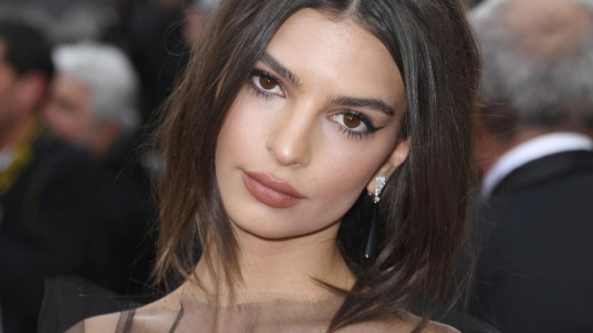 Emrata feierte ihren Geburtstag mit Freunden in Italien. (Foto)