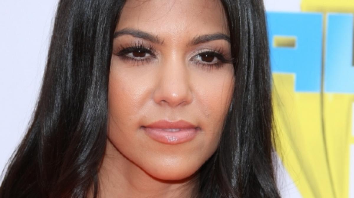 Kourtney Kardashian l&auml;sst ihre Fans im Netz schwitzen. (Foto)