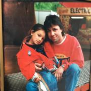 Altes Kinderfoto von Janina Uhse und ihrem Papa Bernd Uhse.