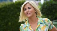 Beatrice Egli zeigt sich verführerisch.