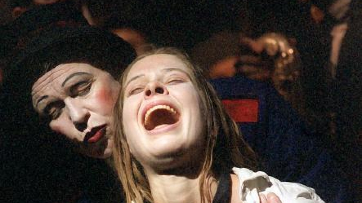 Meike Droste ist den meisten aus "Mord mit Aussicht" bekannt. Doch die Schauspielerin arbeitet auch am Theater. (Foto)