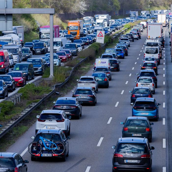 Achtung, Autofahrer! Auf diesen Routen droht zum Feiertag Stau-Chaos