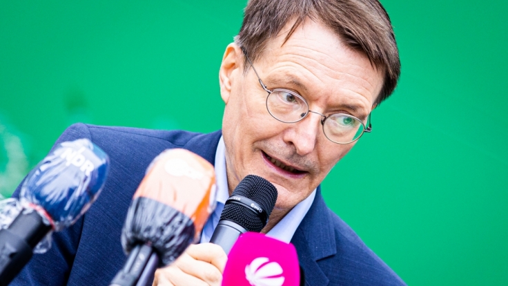 Versch rfte Einreiseregeln Mit DIESEM Plan Will Karl Lauterbach Die 
