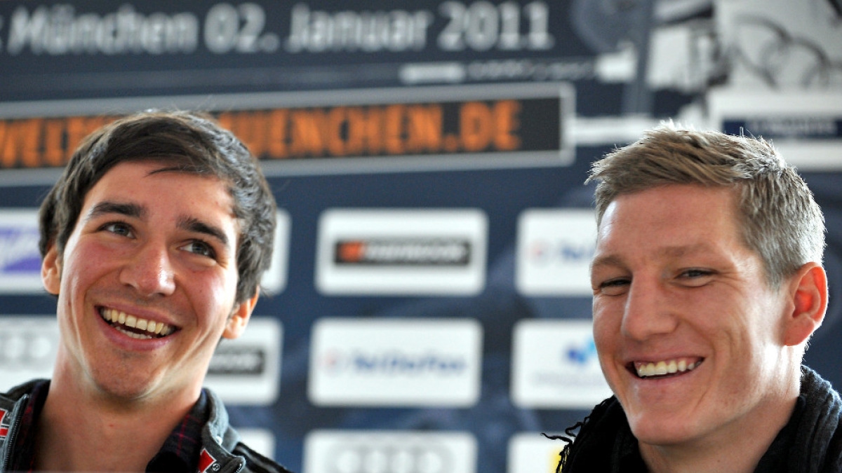 Felix Neureuther und Kumpel Bastian Schweinsteiger haben sichtlich Spa&szlig;. (Foto)