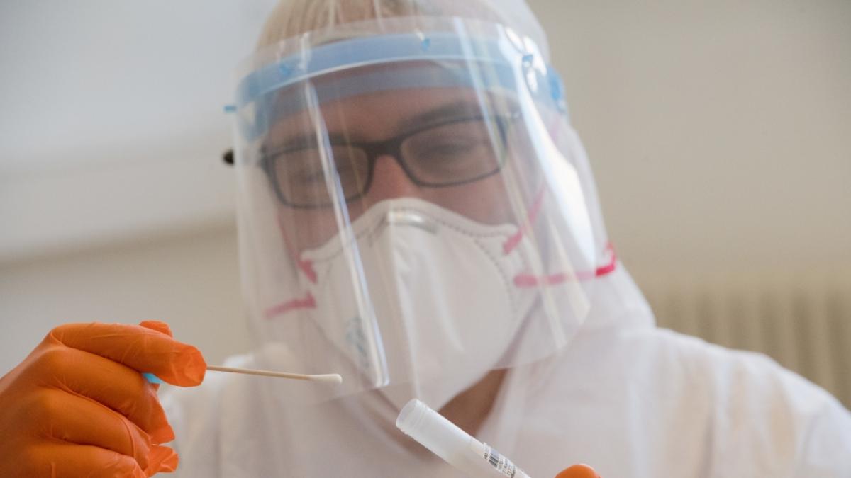K&ouml;nnen auch andere Symptome als Husten und Fieber eine Coronavirus-Infektion verraten? (Foto)