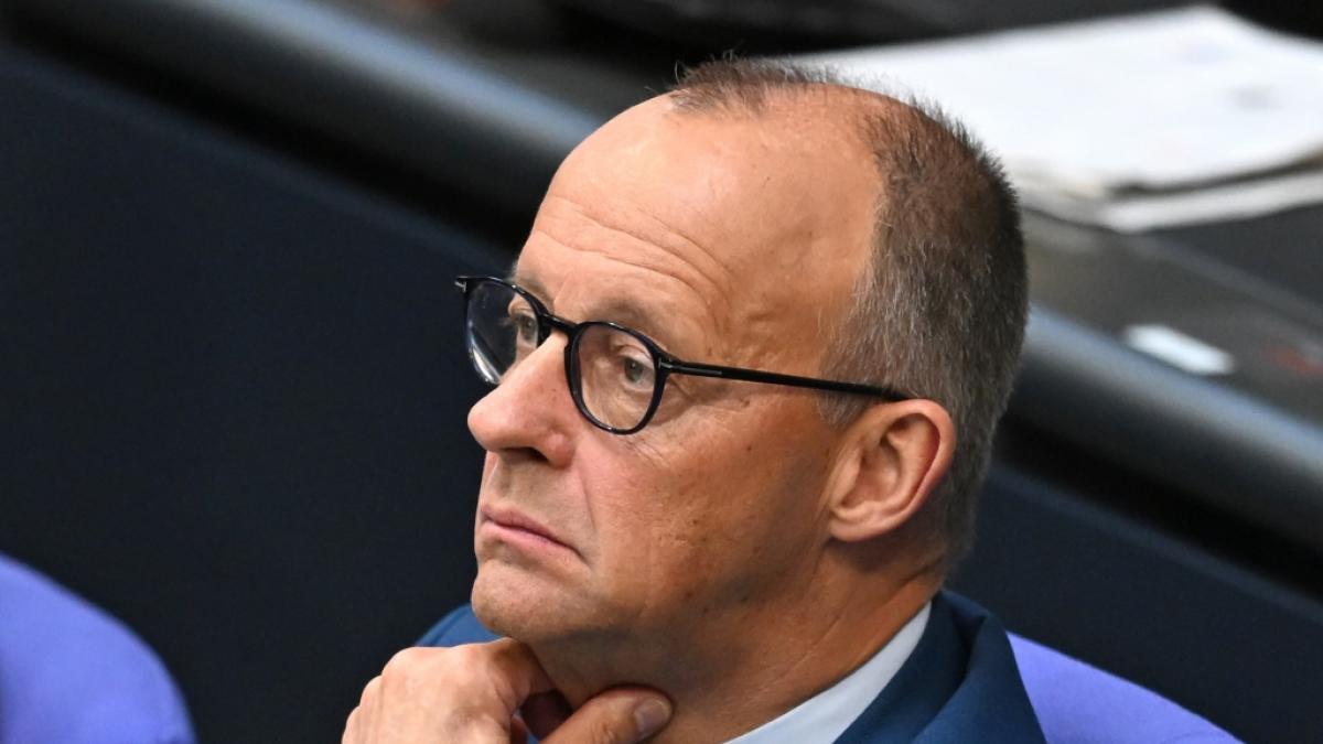 Eine iranische Hardliner-Zeitung setzt Bundeskanzler Friedrich Merz auf eine Todesliste. (Foto)