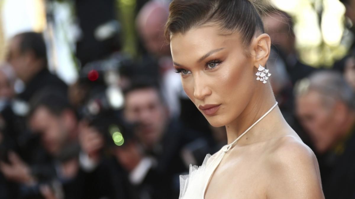 Bella Hadid begeistert ihre Fans im Latex-Look. (Foto)