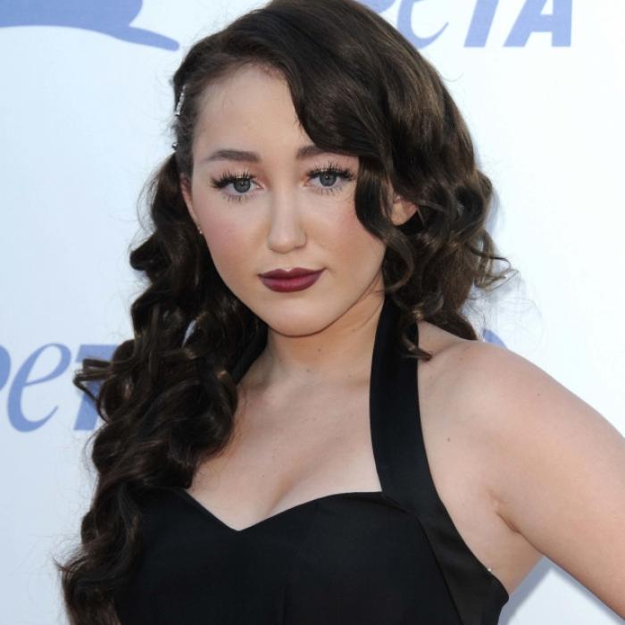 DIESE Nippel-Show erinnert an Schwester Miley
