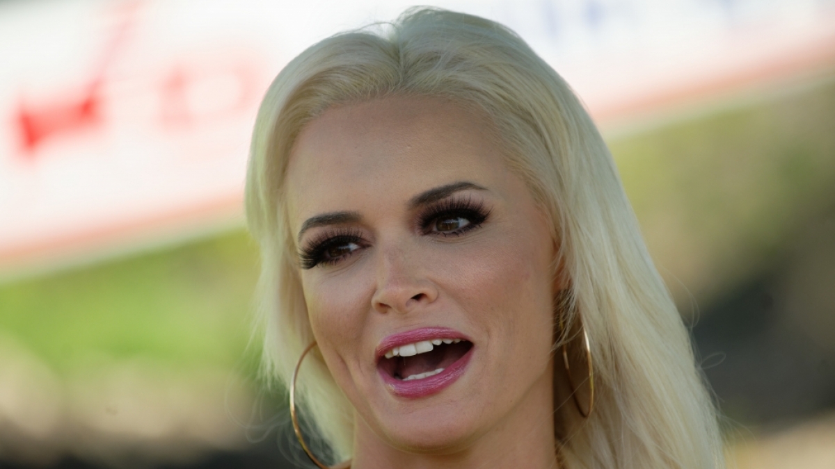 Daniela Katzenberger hat ihre Fans mit einem Throwback-Foto bei Instagram &uuml;berrascht. (Foto)
