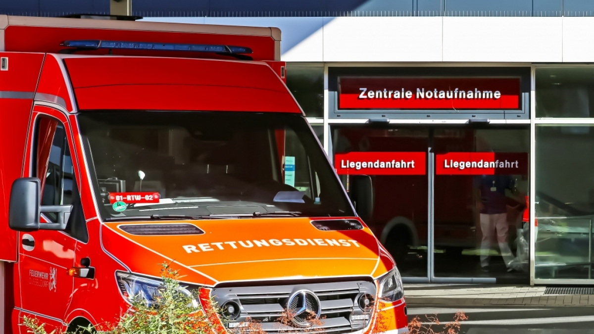 Aktuelle Termine und Adressen f&uuml;r Apotheken-Notdienste, Bereitschafts&auml;rzte und Notaufnahmen hier auf news.de. (Foto)