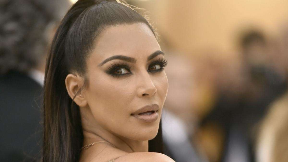 Kim Kardashian gibt sich auf Instagram jetzt &uuml;berraschend abgespaced. (Foto)