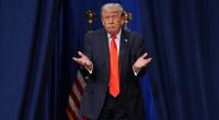 Vor den Zwischenwahlen im November geraten die US-Republikaner zunehmend unter Druck - und Donald Trump schweigt eisern dazu, ob er seine Partei mit 300 Millionen US-Dollar unterstützt.