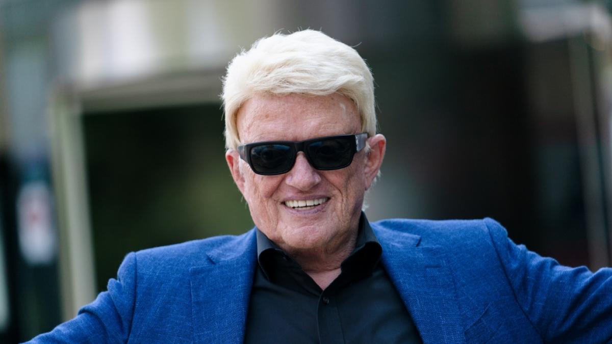 Heino sorgte mit seinem Auftritt im "Sat.1 Fr&uuml;hst&uuml;ckfernsehen" f&uuml;r Entsetzen. (Foto)