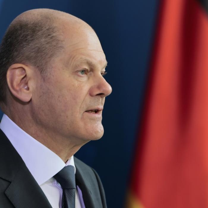 Bundeskanzler will Putins Spione rauswerfen! Schlägt der Kreml zurück?