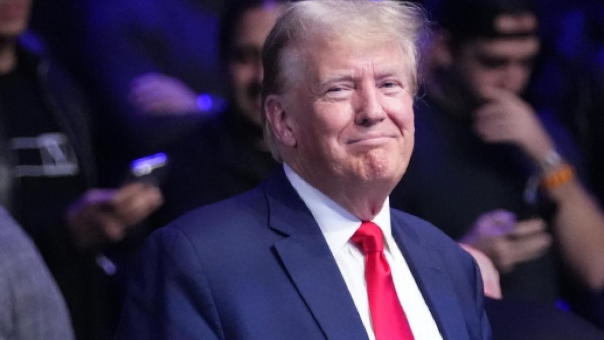 Donald Trump schockte mit einem irren Haar-Aufritt. (Foto)