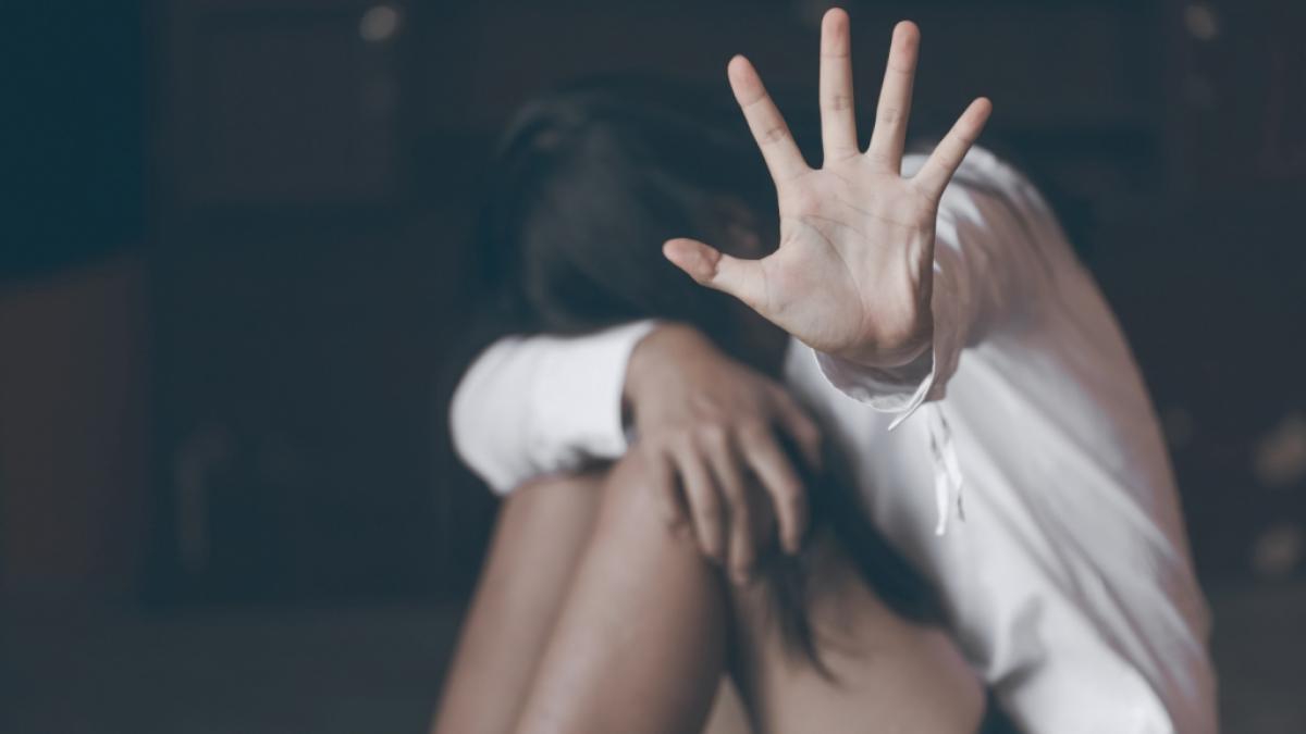 In Indien ist eine 14-J&auml;hrige auf dem Schulweg entf&uuml;hrt, bet&auml;ubt und brutal vergewaltigt worden (Symbolfoto). (Foto)