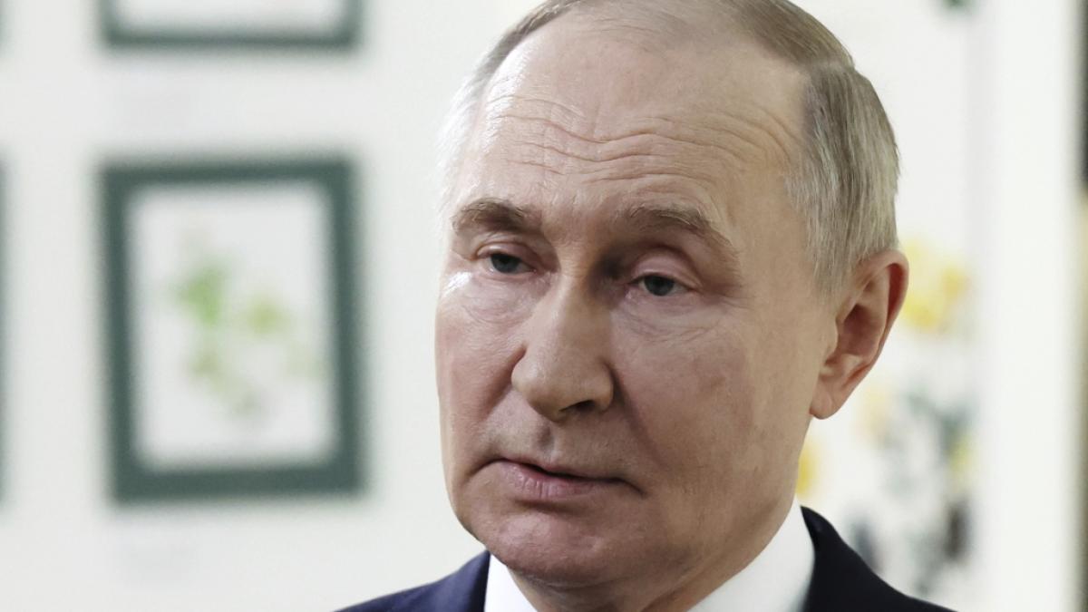 Putin steht vor einem gro&szlig;en Problem: Die Milit&auml;rausgaben schnellen in die H&ouml;he, w&auml;hrend Russlands Wirtschaft zum Erliegen kommt.&nbsp; (Foto)