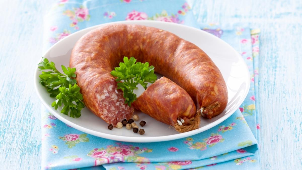 Bei Penny wird aktuell das Wurst-Produkt "Th&uuml;ringer Knacker" zur&uuml;ckgerufen. (Symbolfoto) (Foto)