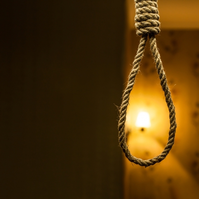 Mädchen (14) erhängt sich und streamt Selbstmord bei Facebook