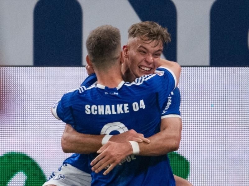 FC Schalke 04 News: "Roter Zauber": Auch Joker verzücken Spitzenreiter Freiburg