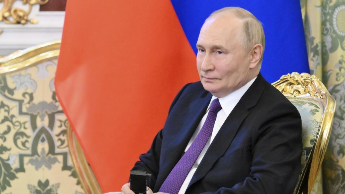 Wladimir Putin f&uuml;hrt seit &uuml;ber zwei Jahren Krieg gegen die Ukraine. Nun hat der Krieg auch sein eigenes Land heimgesucht. (Foto)