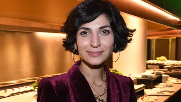 Neda Rahmanian wurde in Teheran geboren.