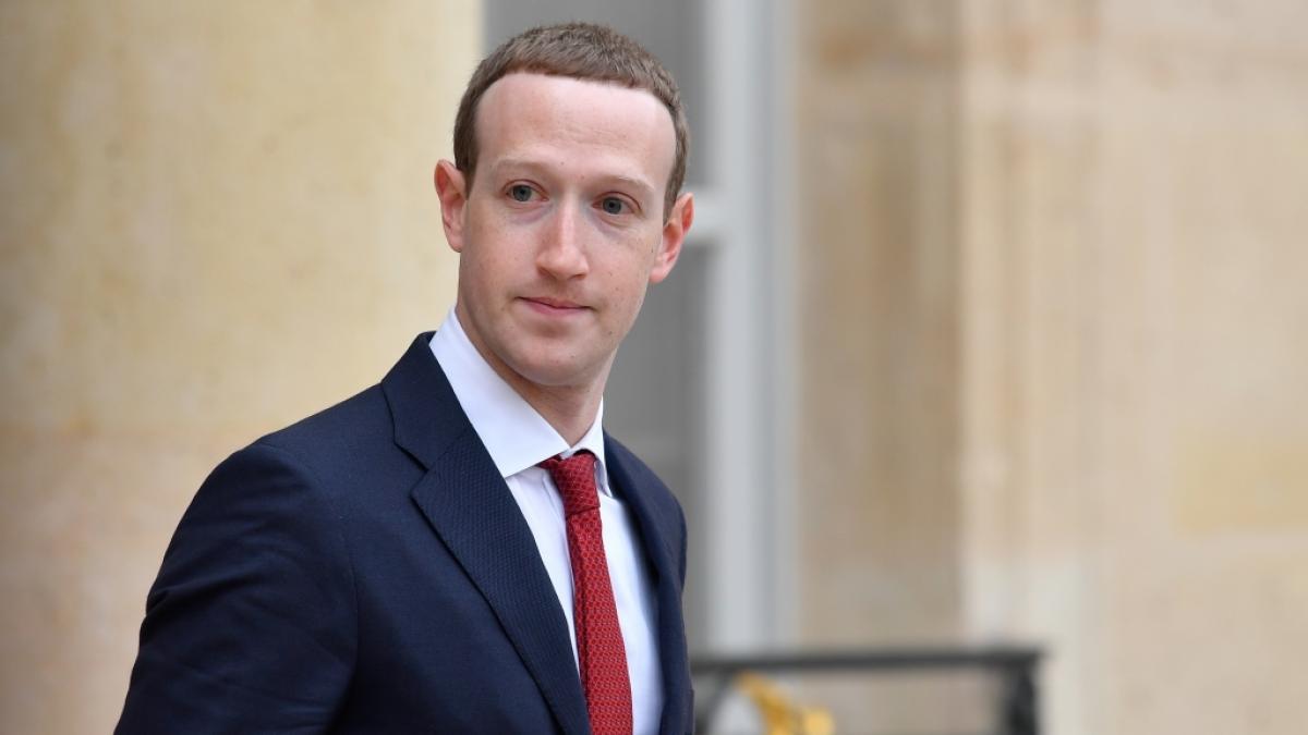 Mark Zuckerberg l&auml;sst im Netz seine Muskeln spielen. (Foto)
