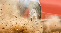 Bei einer Rallye in Portugal ist eine 21-Jährige bei einem Horror-Crash gestorben.