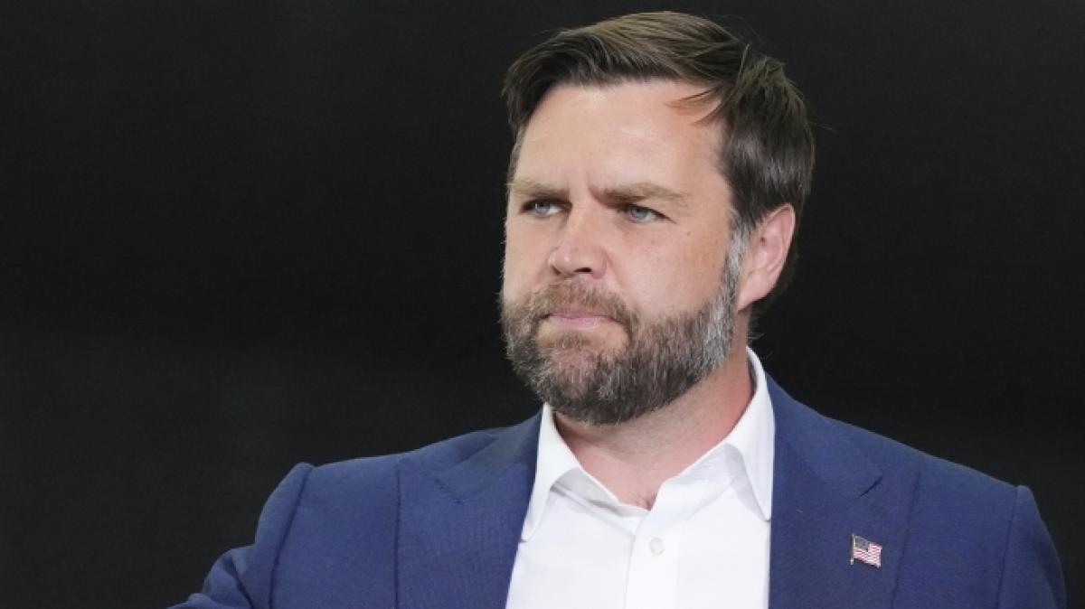 J.D. Vance f&auml;llt mit einem unangebrachten Weltkriegsvergleich &uuml;ber die Ukraine auf. (Foto)