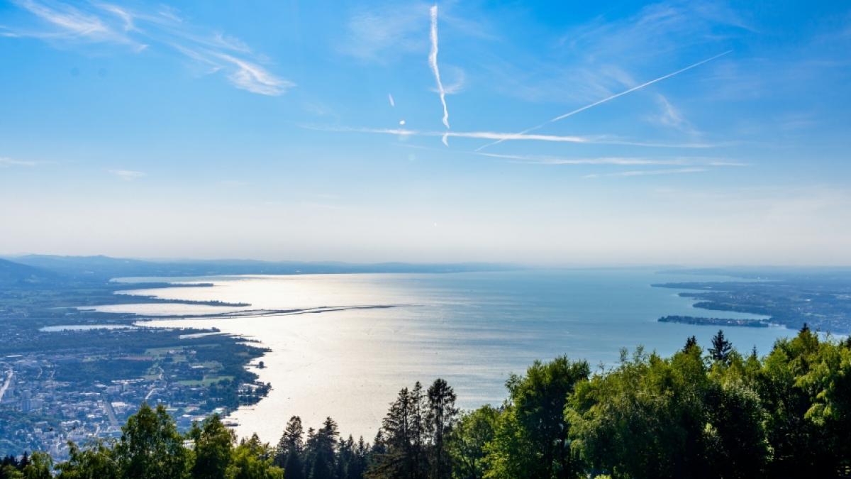 Bei einem schrecklichen Unfall auf dem Bodensee wurde eine Frau von einer Metallstange durchbohrt. (Foto)