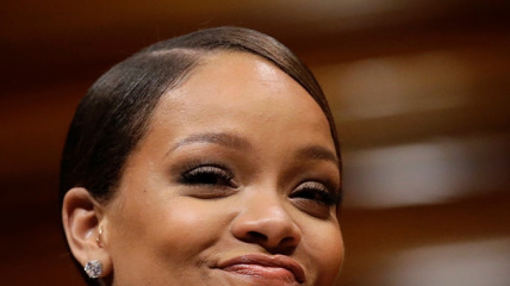 Rihanna hat ein besonderes Geburtstagsgeschenk für die Queen.