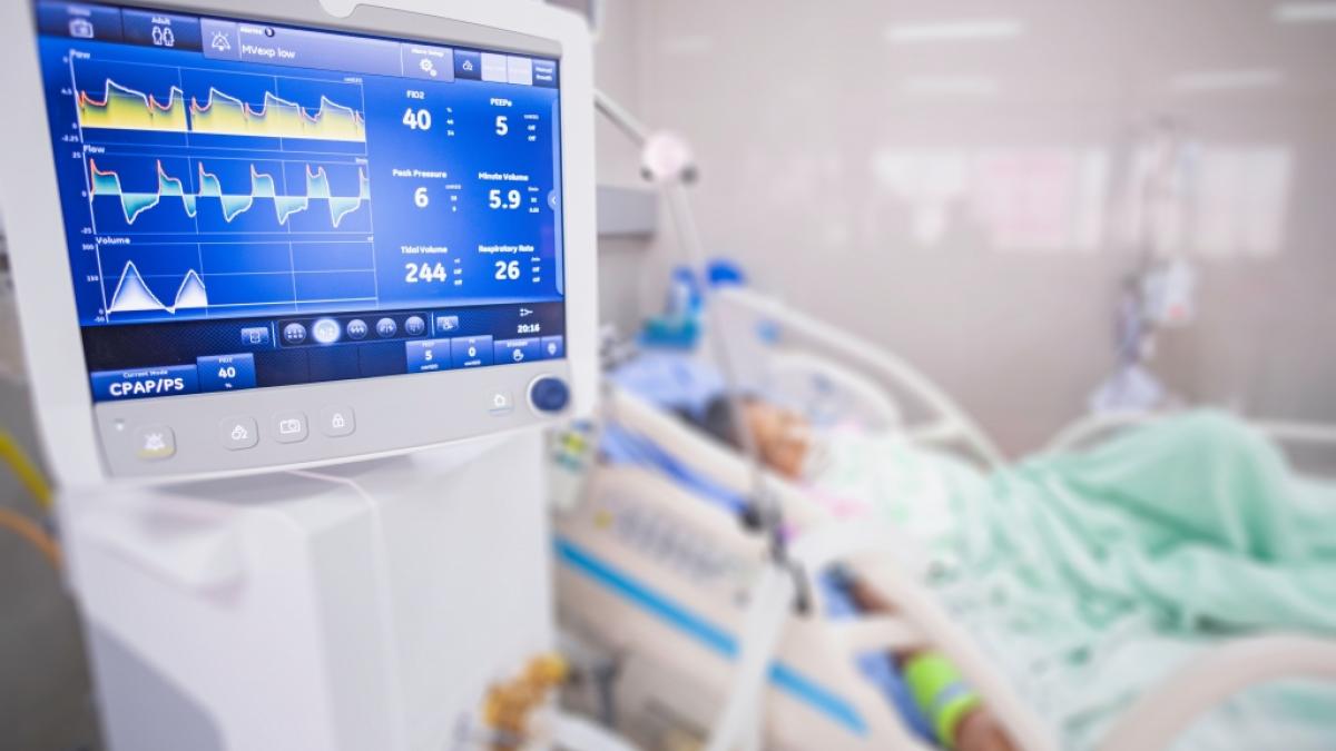 Weil sie das Sauerstoffger&auml;t ihrer Bettnachbarin abstellte, wurde eine 72-j&auml;hrige Krankenhauspatientin in Mannheim in U-Haft gesteckt (Symbolfoto). (Foto)