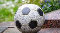 Der französische Fußball trauert um das mit 21 Jahren verstorbene Talent Kenzo Kies. (Symbolfoto)