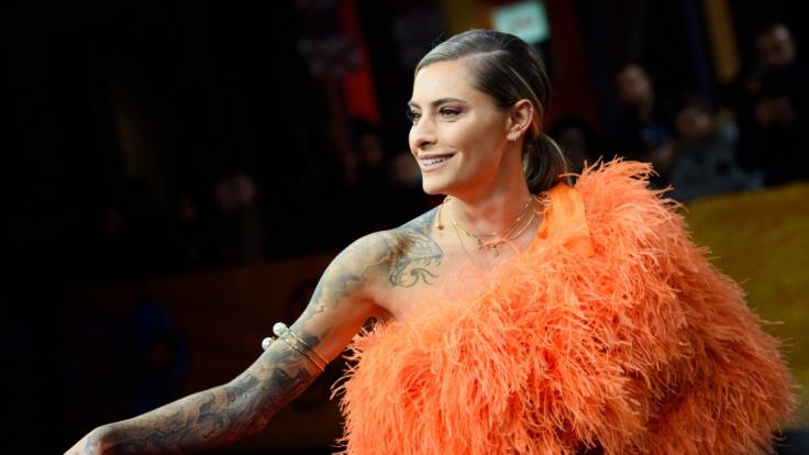 Sophia Thomalla spottet über die Coronavirus-Hysterie.