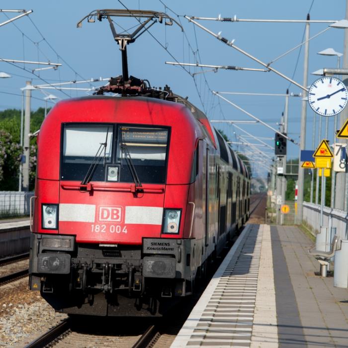DGB-Chef Hoffmann kritisiert Lokführergewerkschaft GDL
