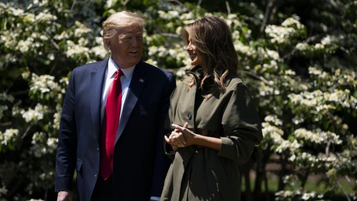 Melania Trump sorgt mit ihrem Outfit am Earth Day für Spott.