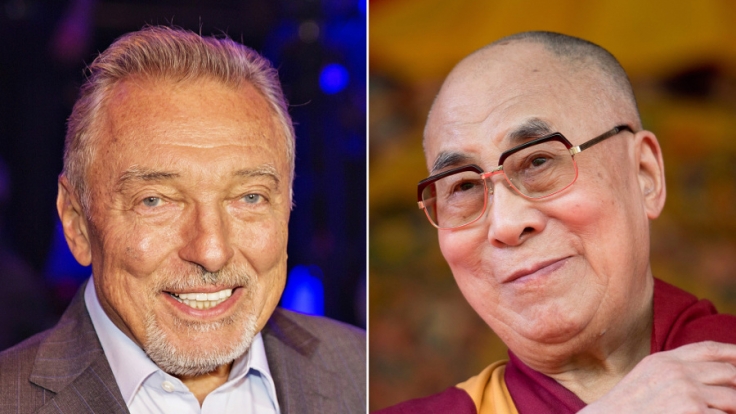 Karel Gott und der Dalai Lama sind in Prag das erste Mal aufeinander getroffen.