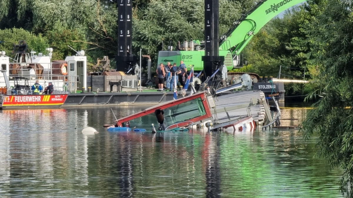 Die DLRG meldet einen aktuellen Bootsunfall (Symbolbild). (Foto)