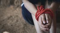 Weil sie ihre siebenjährige Tochter fesselten und in einem winzigen Käfig sperrten, müssen sich ein 34-Jähriger und seine 31-jährige Frau nun im Saarland vor Gericht verantworten.