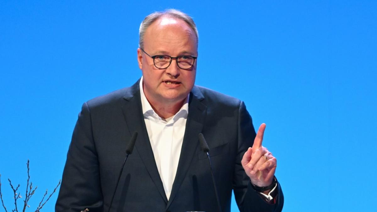 Oliver Welke und die "heute-show" sagen tsch&uuml;ss: Nach dem 15. Dezember 2023 ist f&uuml;r die Satire-Show im ZDF Sendepause - zumindest f&uuml;r einige Wochen, wenn das Format in die Winterpause geht. (Foto)