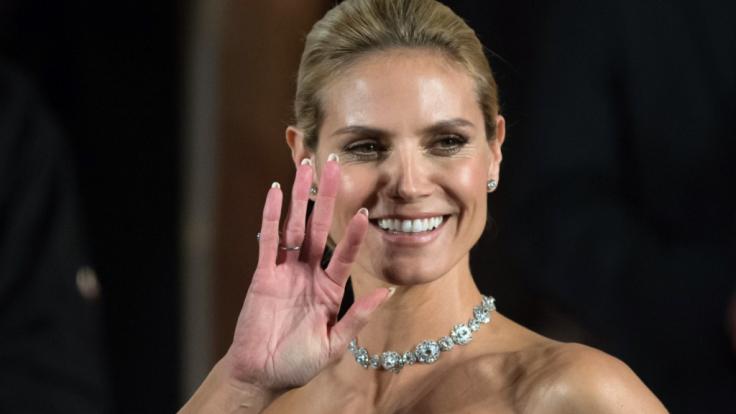 Nanu, hat sich Heidi Klum einen neuen Bettgenossen angelacht?