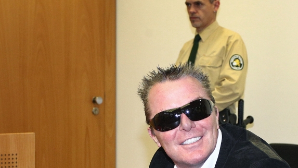 Prinz Marcus von Anhalt hat selbst vor Gericht noch ein Grinsen &uuml;brig. (Foto)