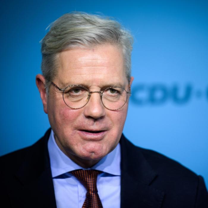 Zoff über Bundeswehr-Pläne - Journalistin erzürnt CDU-Politiker