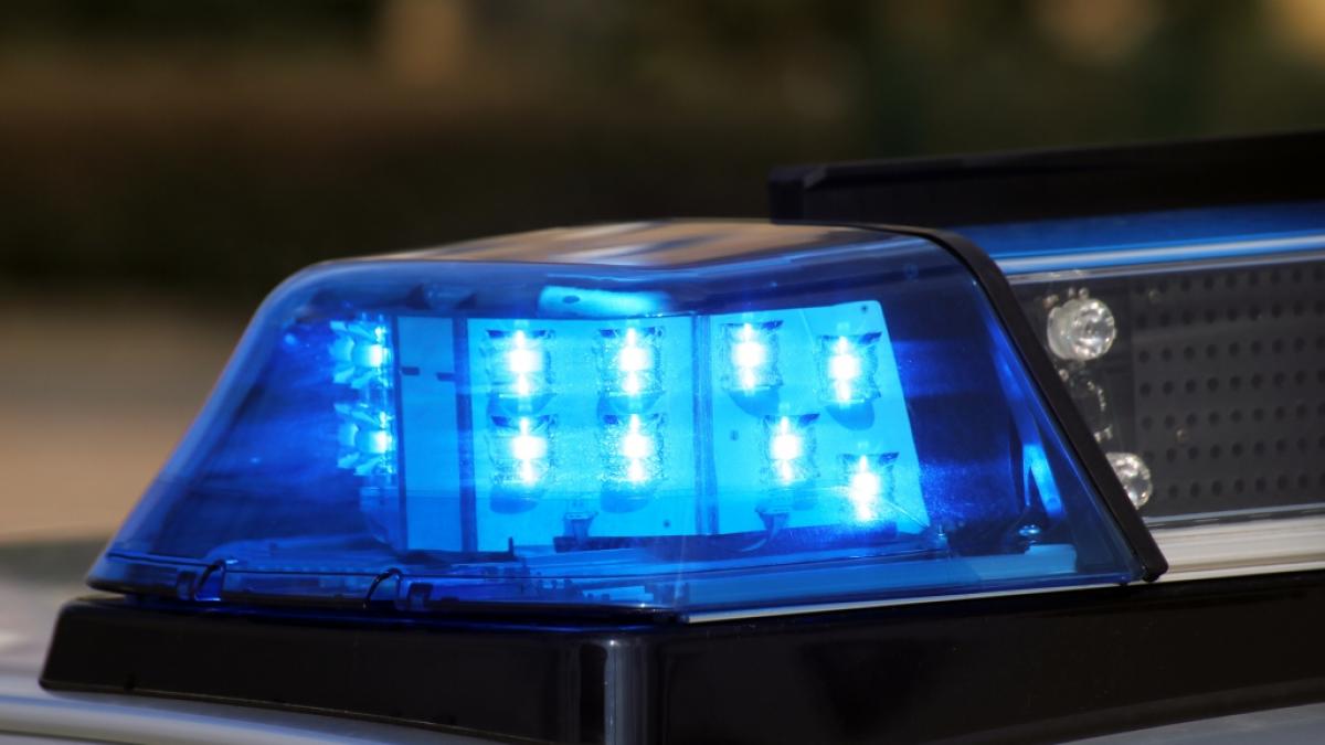 Die Polizei verd&auml;chtigt eine Frau (42) ihren Mann und Sohn get&ouml;tet zu haben. (Symbolfoto) (Foto)