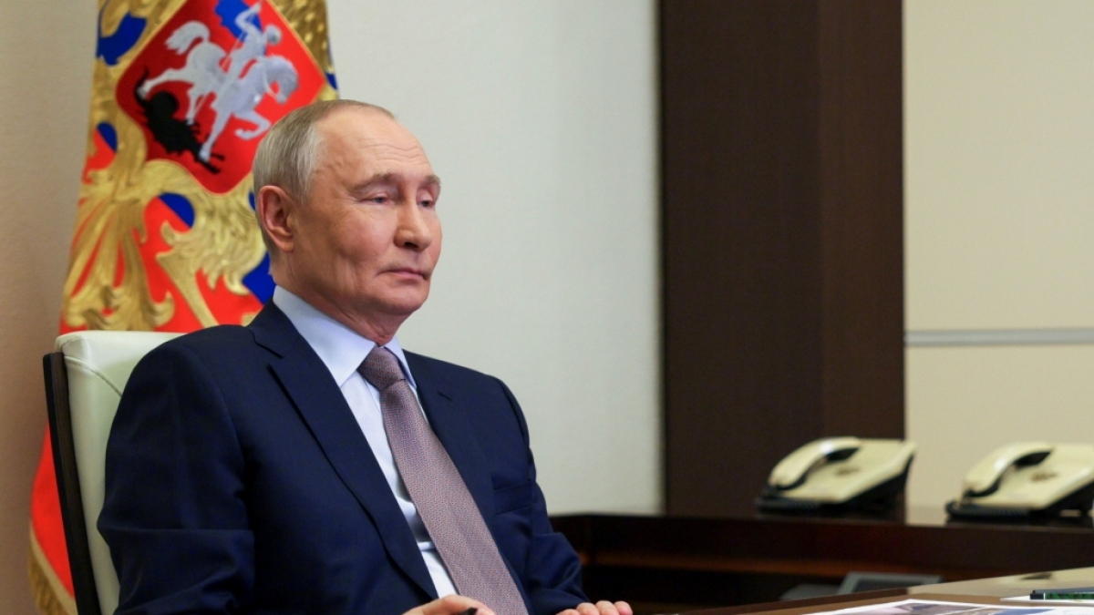 Wladimir Putin droht mit Vergeltung, sollte die britische Regierung seine Kriegsschiffe angreifen. (Foto)