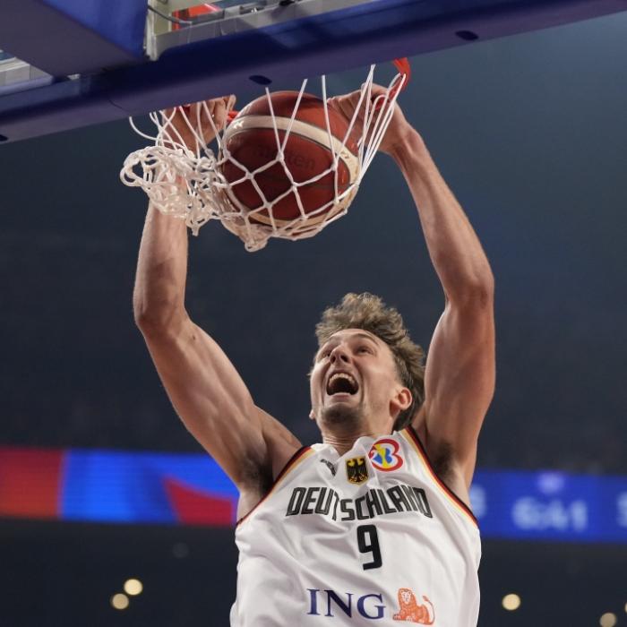 Das verbindet den Basketballer mit Superstar Dirk Nowitzki